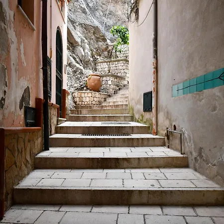 Casa Azzurra 公寓 *